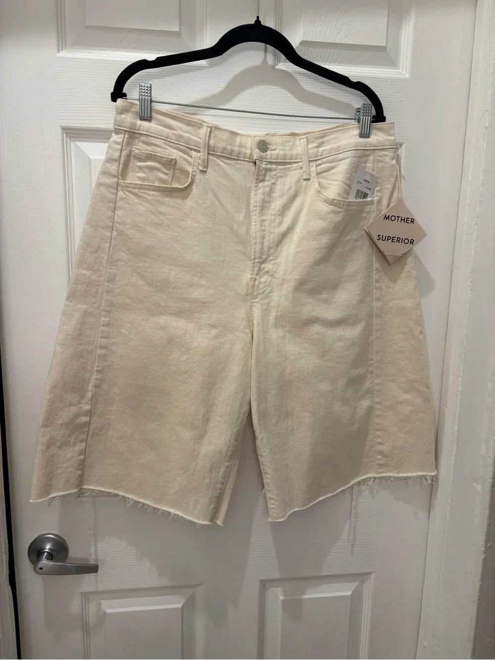 MOTHER The Half-Pipe Bermuda Fray Shorts Size 33 Act Natural Cream Denim NWT